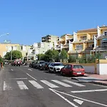 Lux Orlando أذيخي