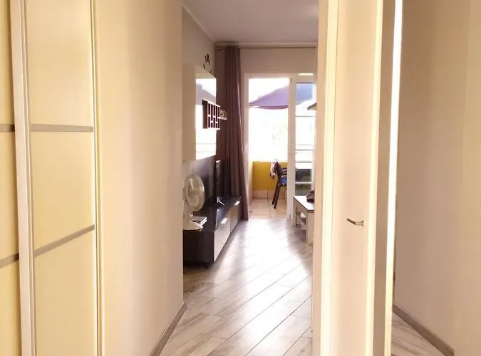 Lux Orlando 아파트 아데제